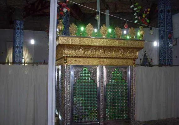 آرامگاه بی بی شطیطه