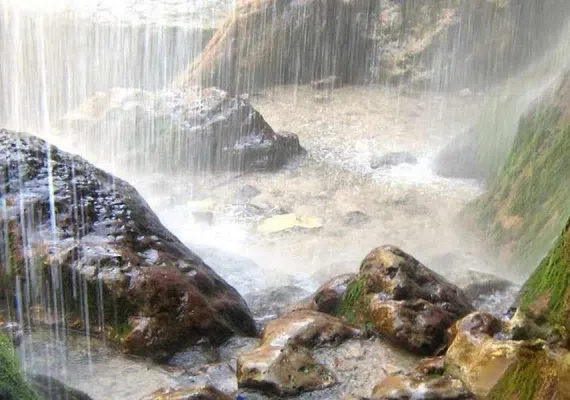 آبشار قره سو