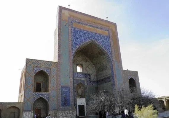 آرامگاه مولانا شیخ زين الدين ابوبكر تایبادی