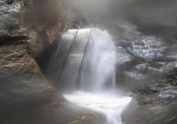 آبشار قره سو