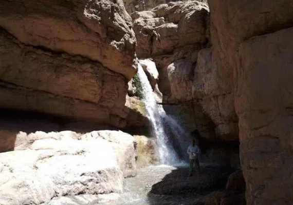 آبشار آبقد چناران