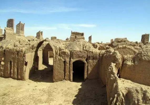 مجموعه معماري روستاي عمراني گناباد