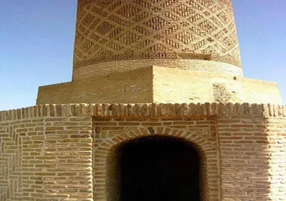 مناره خسروگرد