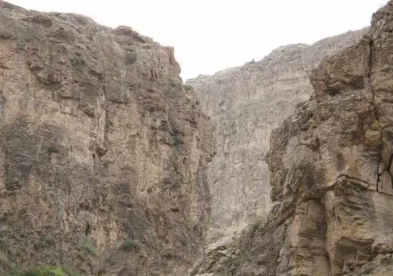 آبشار آبقد چناران