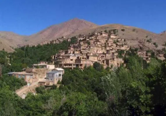 روستای دیزباد نیشابور، زیباترین روستای پلکانی ایران بعد از ماسوله