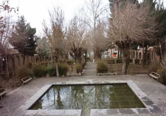 قدمگاه امام رضا کجاست