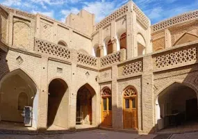 خانه تاریخی سوزنگر