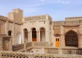 خانه تاریخی سوزنگر