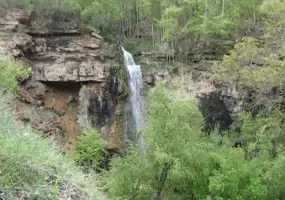 آبشار اسطرخی