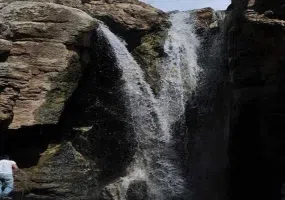 آبشار اسفجیر