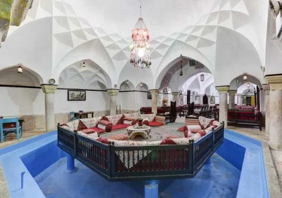 حمام وکیل