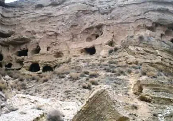 غار کنه گرم