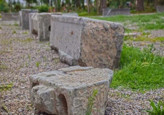 بنای هارونیه