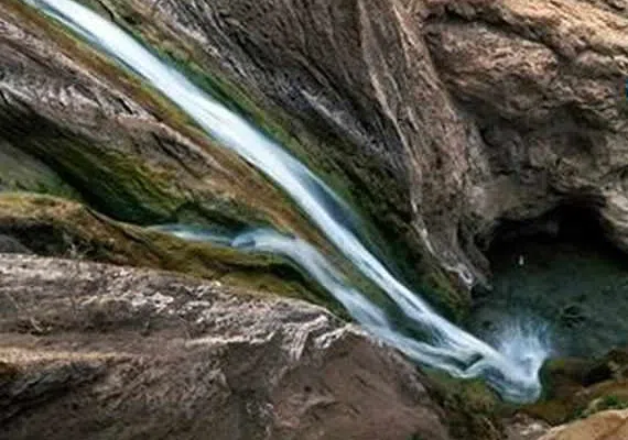 آبشار مکی