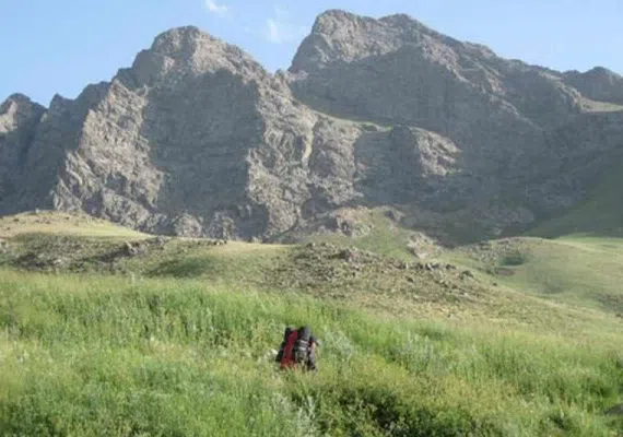 چشمه آب گرم مهمانک