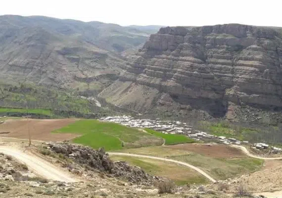 روستای رئین