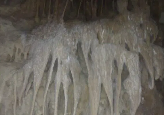 غار شیربند