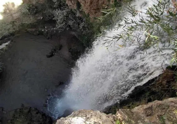 آبشار آبگرم کلات