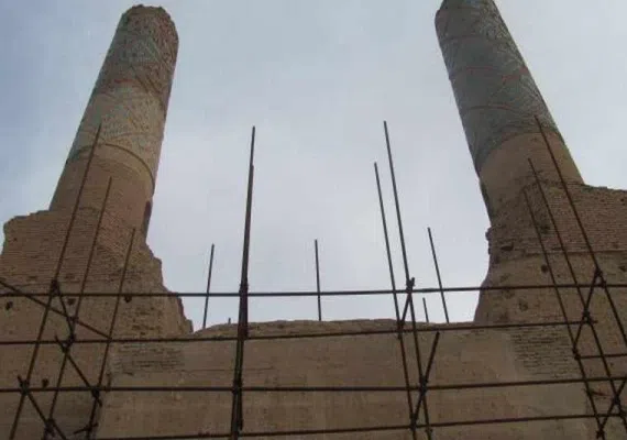 مناره های مسجد نظامیه