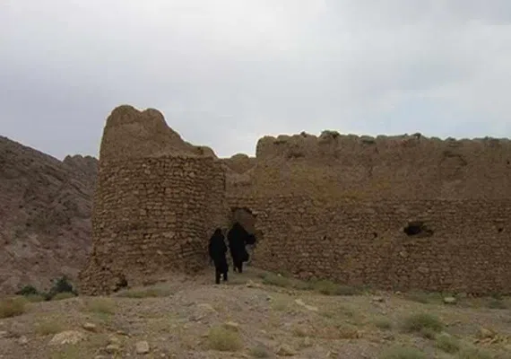 معبد آناهیتا