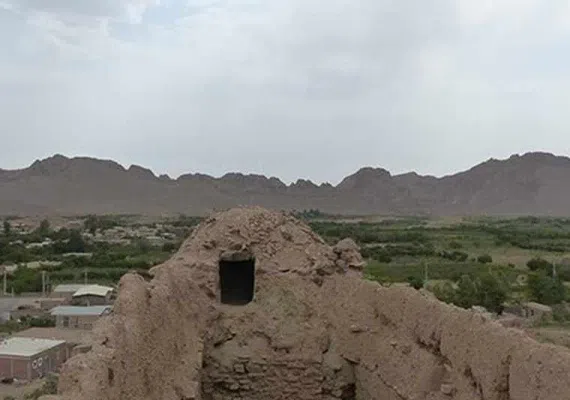 معبد آناهیتا
