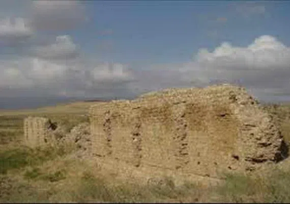 اقامتگاه تاریخی نادر