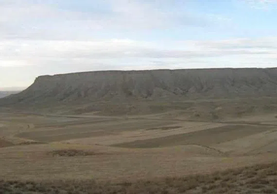 ارگ تاريخي آلمادوشن