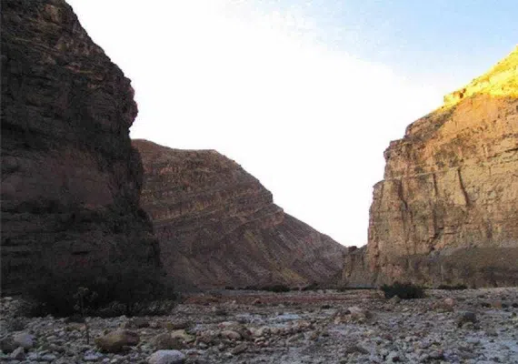 تأسیسات دفاعی دروازه نفته