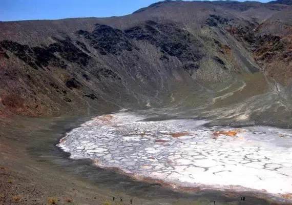 دهانه های آتشفشانی راین