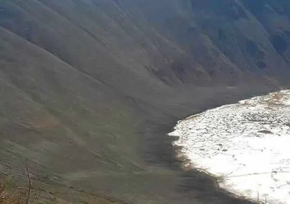 دهانه های آتشفشانی راین