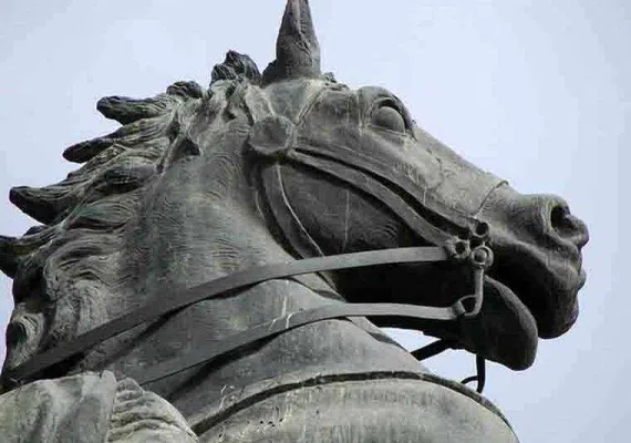 آرامگاه نادرشاه