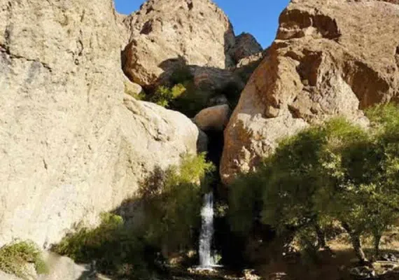 آبشار توی اسفراین