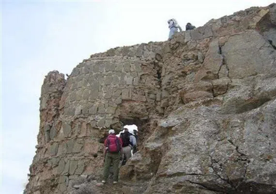 قلعه ماد (عماد)