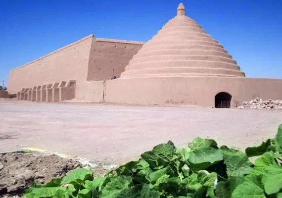 یخدان عباس آباد حاجی