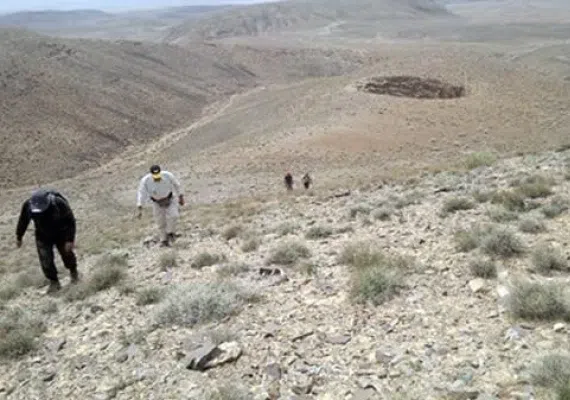 غار چاه دیو