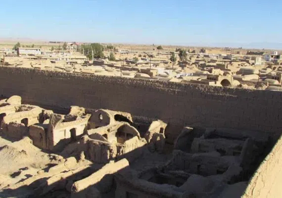 قلعه حاجی خان اسفند آباد