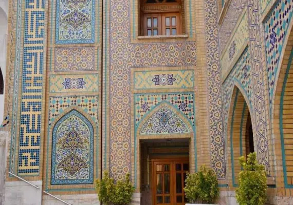 آرامگاه پیر پالان دوز