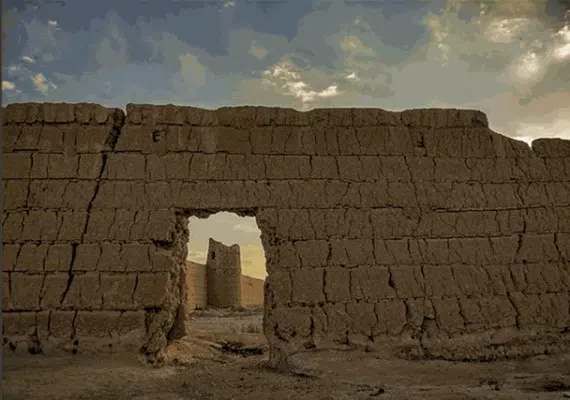 قلعه رباط ابرکوه