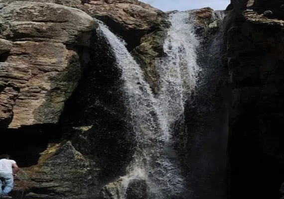 آبشار اسفجیر