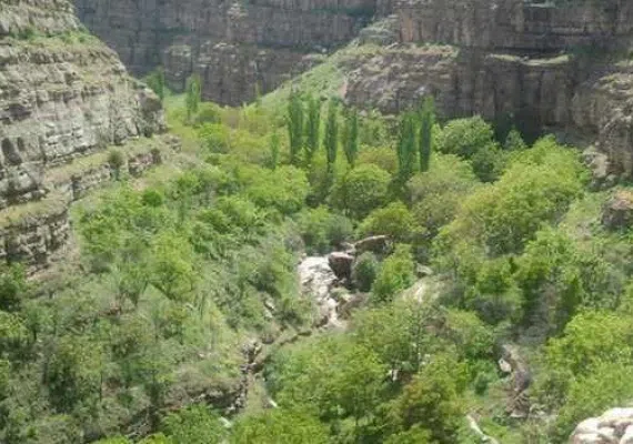 غار کنه گرم