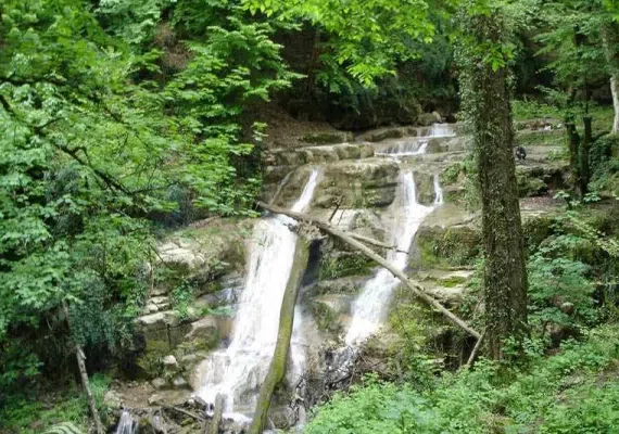 ابشار پیر خوشتر