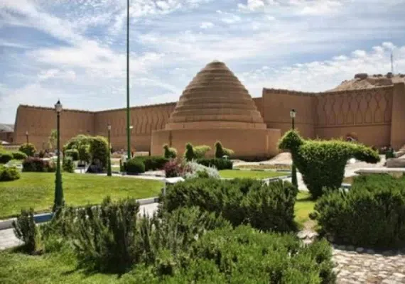 یخدان مویدی
