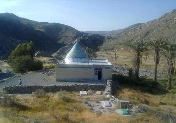 روستای گردشگری دهکهان، روستای کتاب دوست