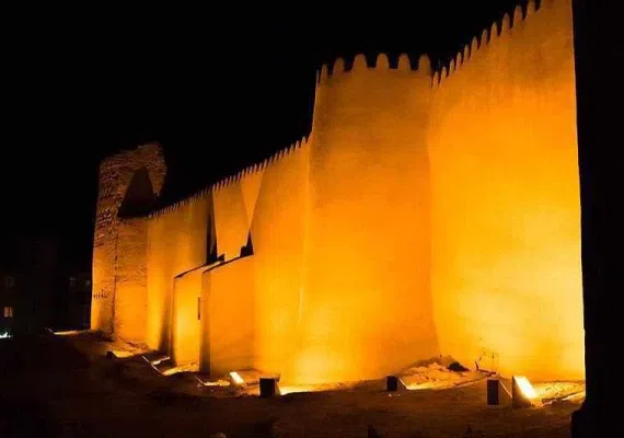 قلعه ی انار