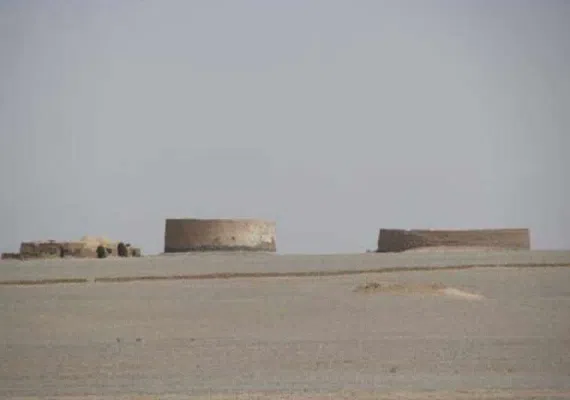 دخمه زرتشتیان شریف آباد