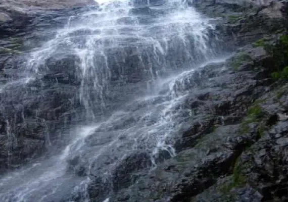 آبشار عشق آباد