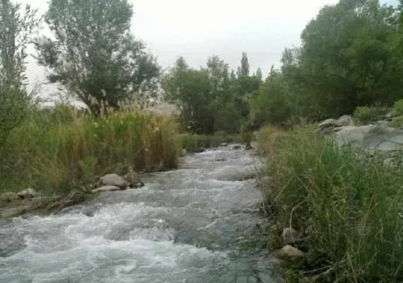 رودخانه چشمه عروس