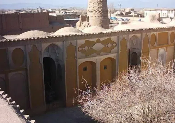 قلعه و چهار برج شاهرخ خان