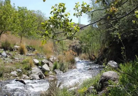 رودخانه چشمه عروس