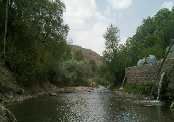 رودخانه چشمه عروس
